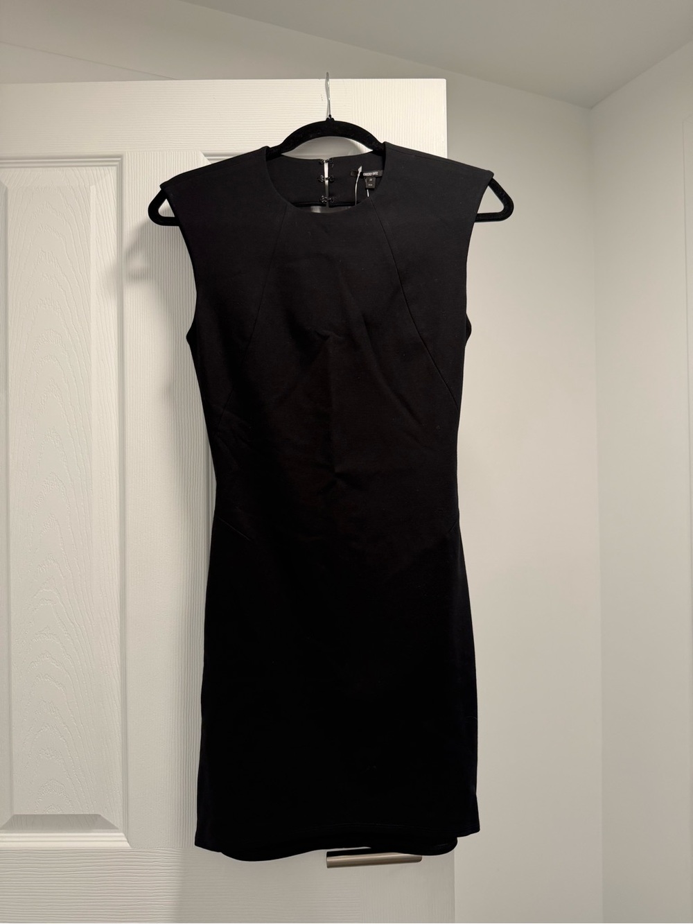 Women's Black Sleeveless Sheath Dress - Elegant Minimalist Fit